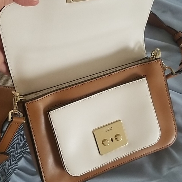 Purse - Picture 4 of 4